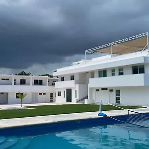 Hotel Stone Wall Residences, Cancún